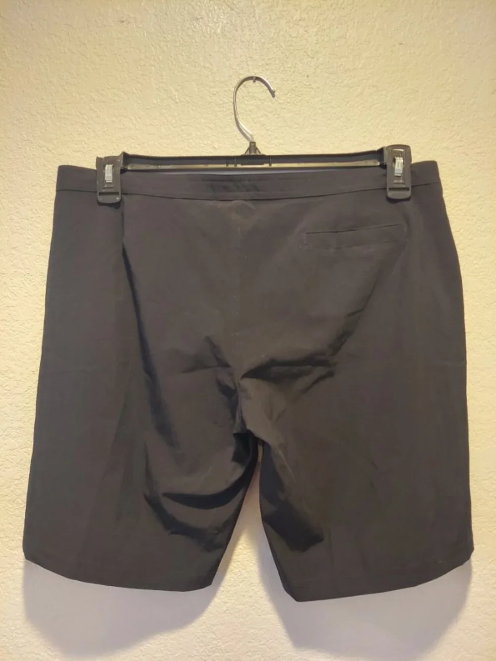 Body Glove Men’s Black Board Shorts Swim Trunks Size Large Surf Athletic Beach